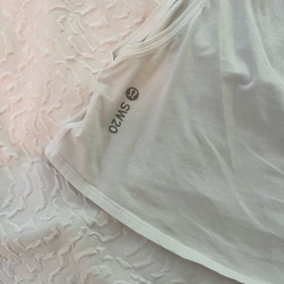 Lululemon Cut Back Crop Tank - Picture 4 of 4